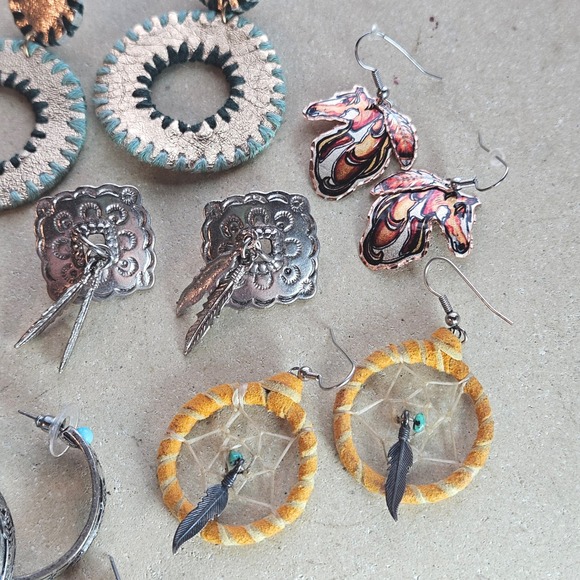 Western Earring Lot 7 Pairs Turquoise Steer Head Dreamcatcher Horse Hoops - Picture 6 of 7